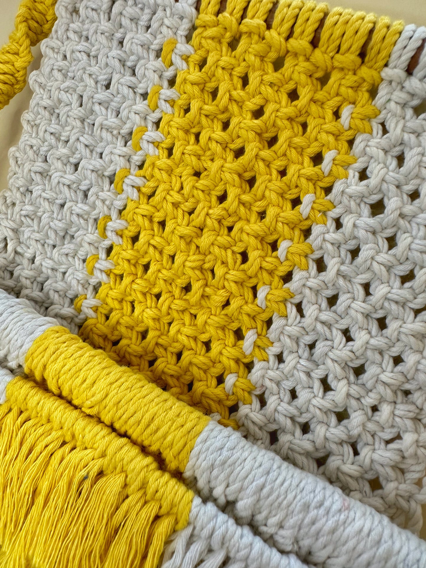 Macrame Book Holder (Yellow)