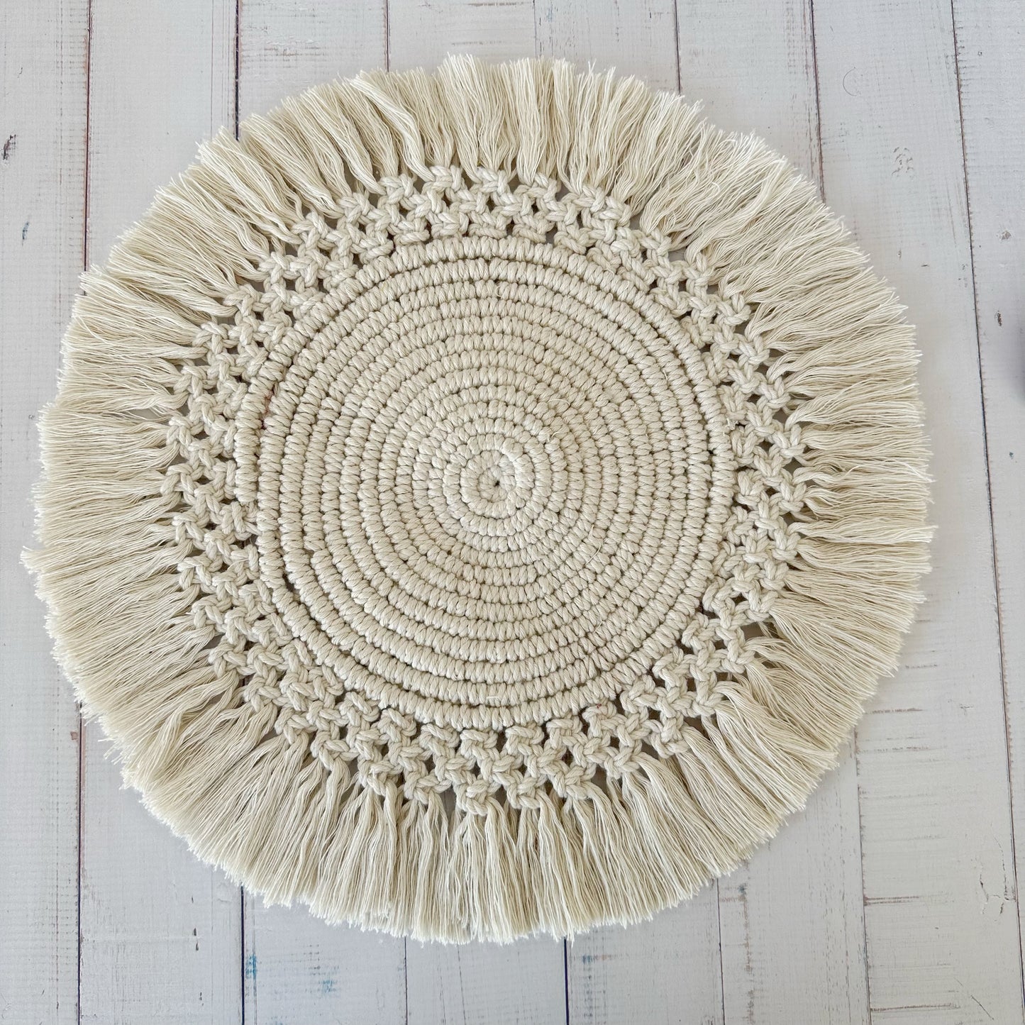 Round Table runner (White)